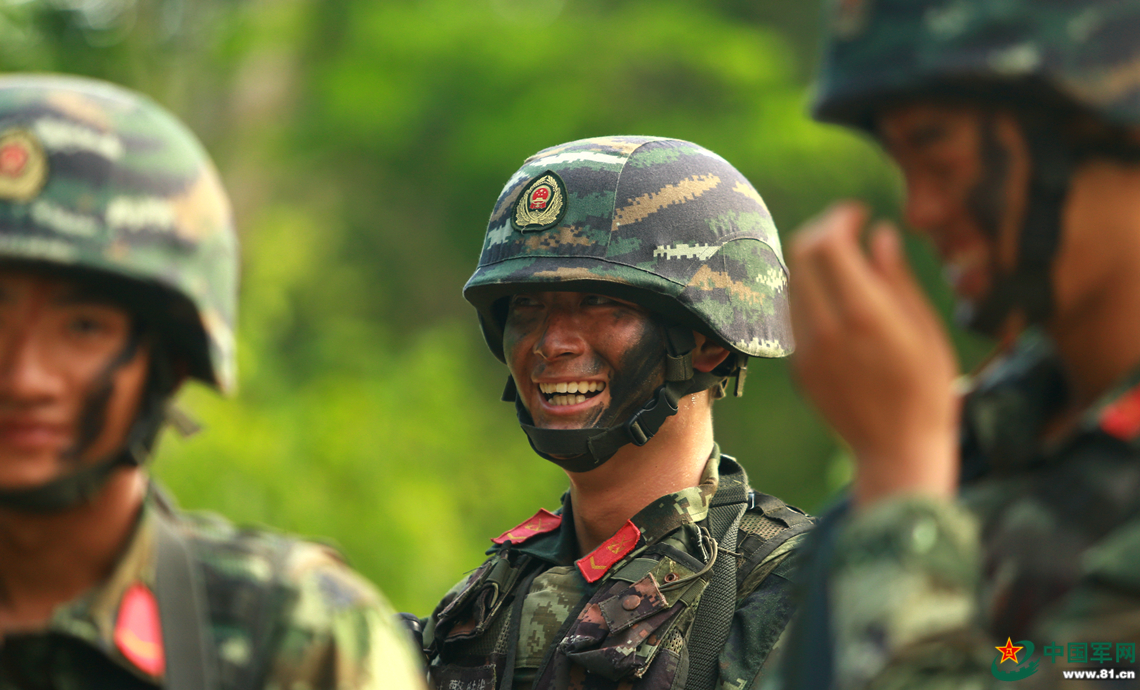 武警算不算现役 163aad464b180446423145.jpg