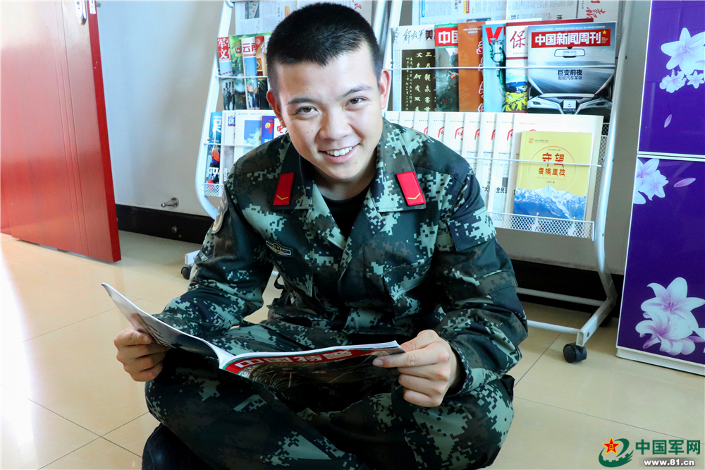 世界微笑日|兵哥哥的微笑这么暖