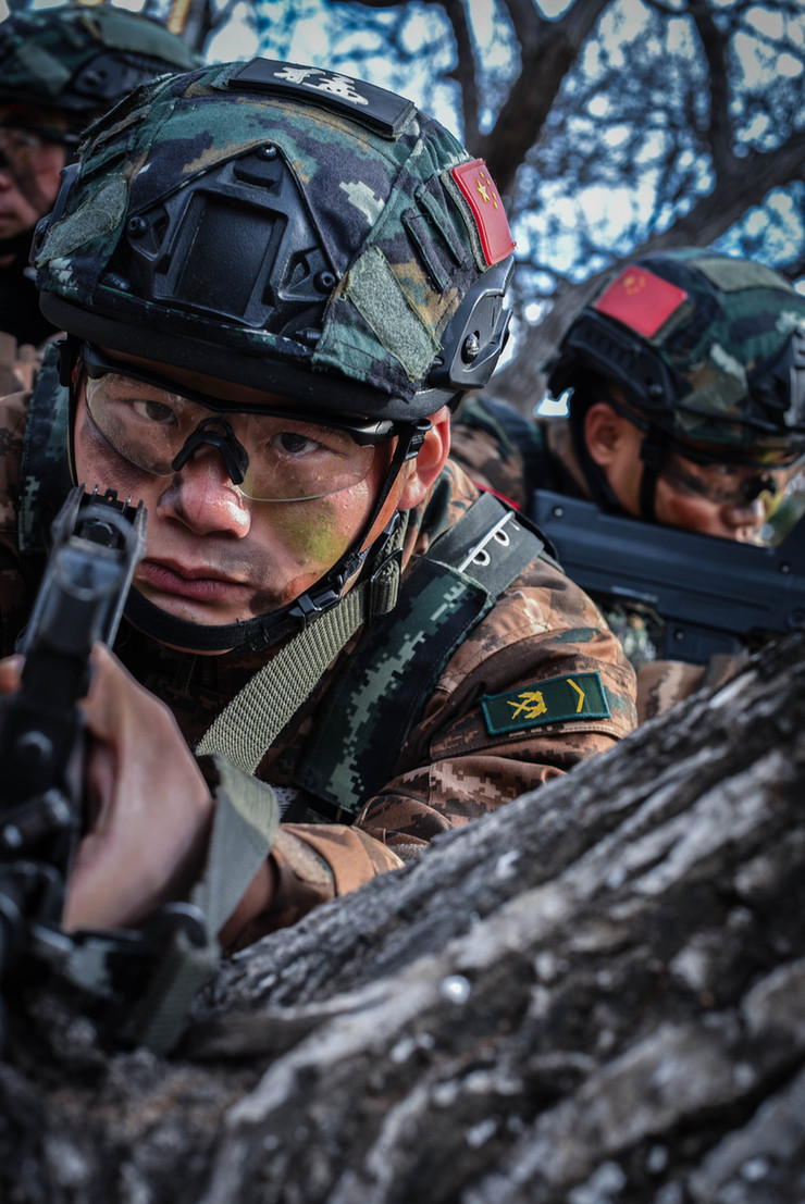 冬季练兵,看武警特战队员的帅气"瞄准"!