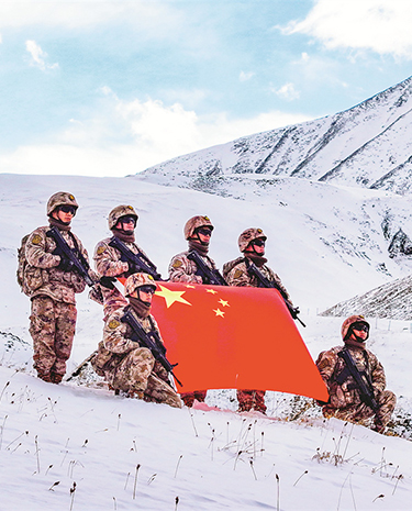 热血写忠诚：新疆军区木孜边防连官兵巡逻影像