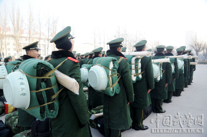 武警晋中支队400名新兵下连赴新岗