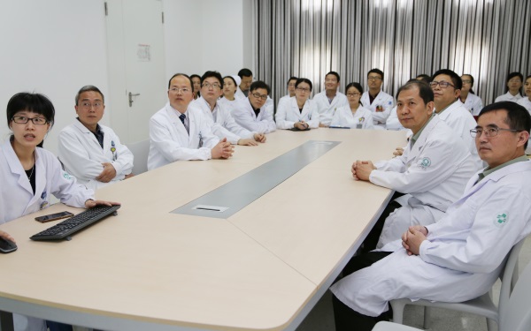 第302医院与台州市恩泽医疗中心联姻