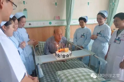 第180医院心血管内科开展优质护理服务纪事