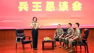 顾爱云：导弹发射架下的“播火者”