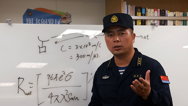 访中国海军海南舰舰长张美玉：新时代的海军舰长该是什么样？