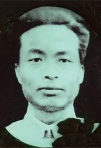 张浩：促成红军大会师，为党立下大功劳
