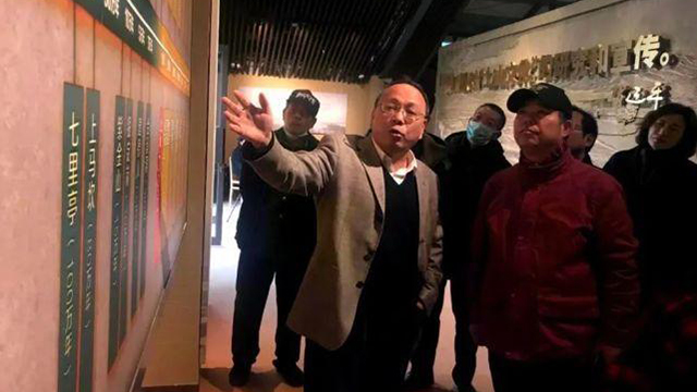 甘做上山文化“摆渡人”