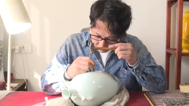 文化中国行丨让小众非遗出圈！“90后”刻瓷技艺传承人的守艺与破局