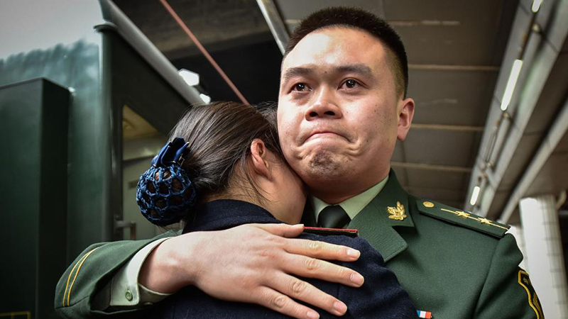 时光相册丨春运回忆：温情车站
