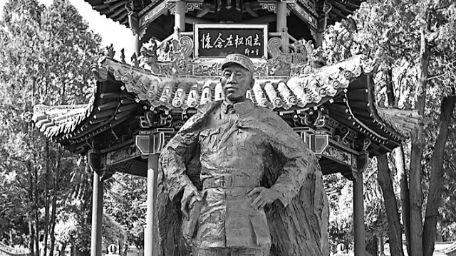 在最后的烽火家书中，感受左权将军的铁骨柔情与家国情怀