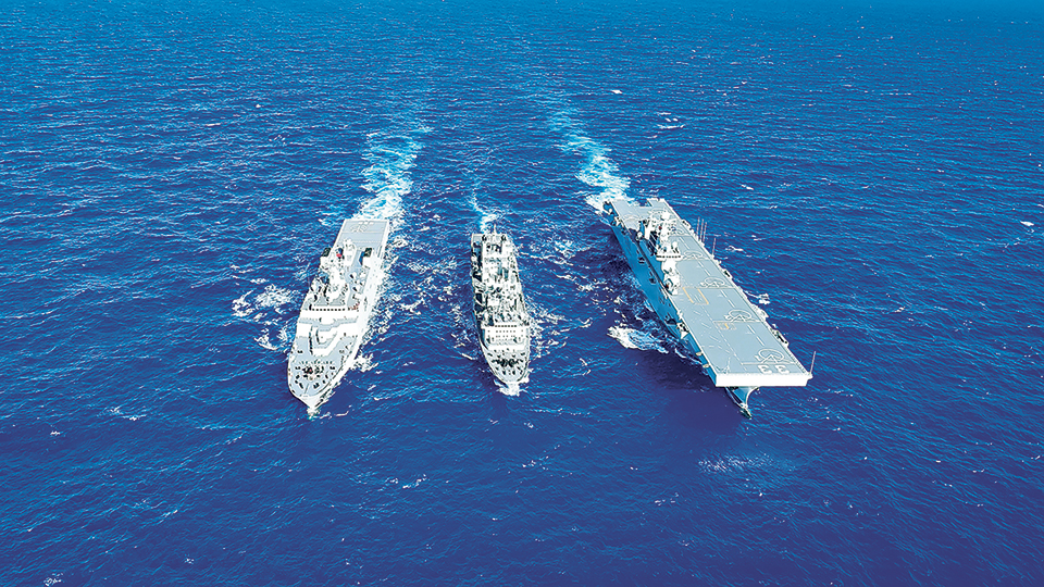 解放军和武警部队国庆节期间严格节日战备值班