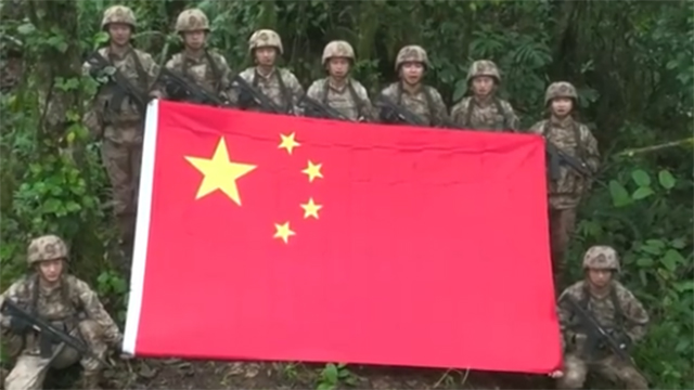 “如果信仰有颜色，那一定是中国红”