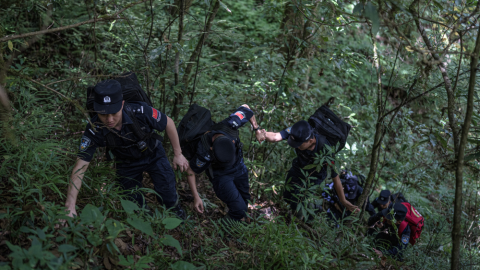 万里边疆行丨守望极边之地 戍卫独龙江畔