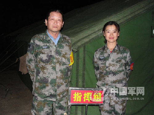 王明亮副部长与他的学生.钟金林摄