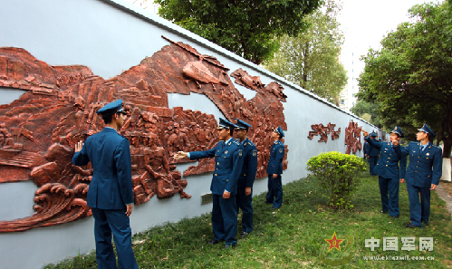 广西桂林空军学院图片