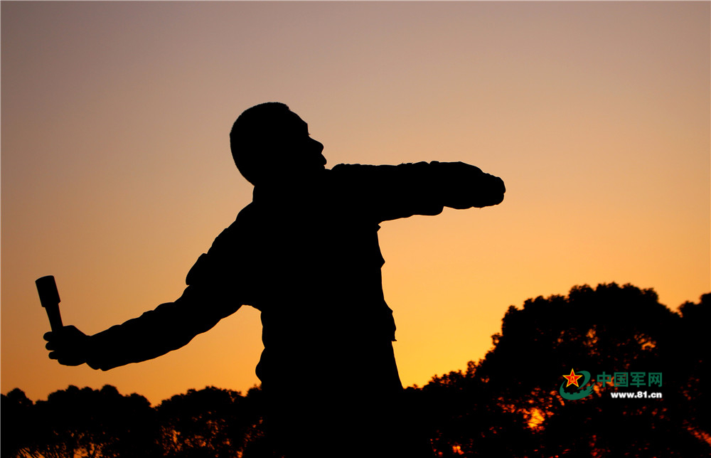 备战军事大比武,他们拒绝做"佛系"90后