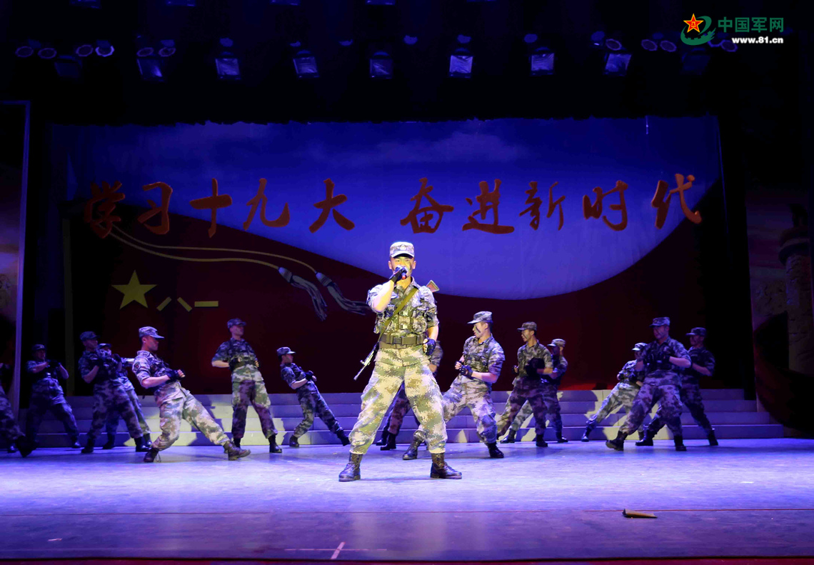 军营大舞台2013图片