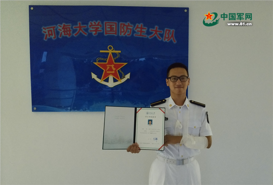 建军节,这名学员想加入海军的初心感动了所有人!