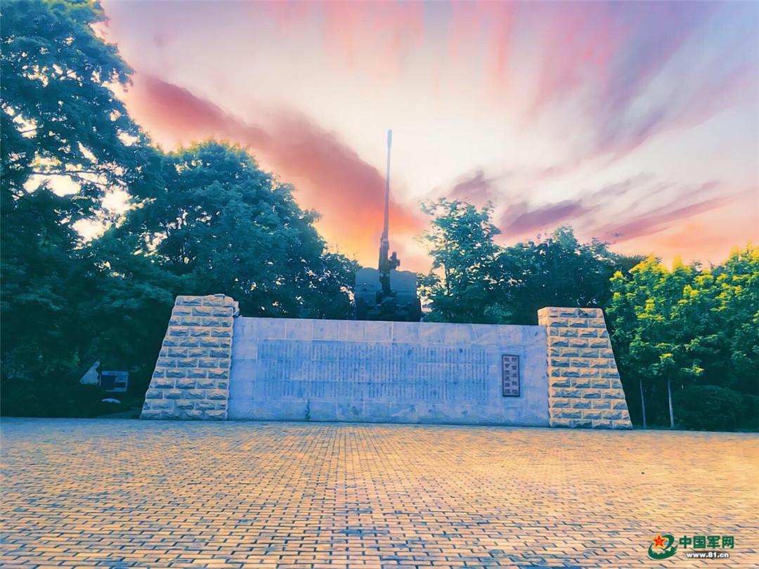 军校剪影|毕业季,用时光相册记录我们的军校青春