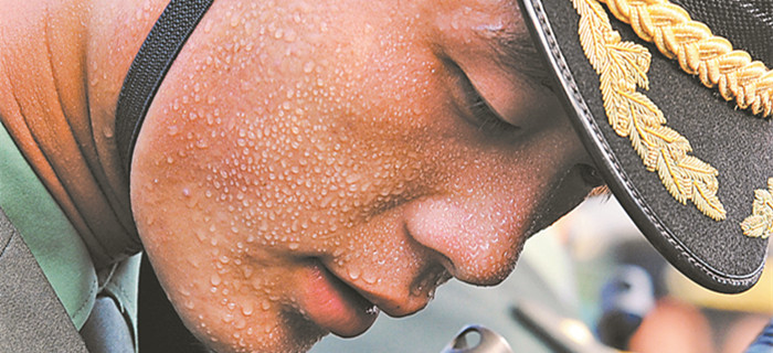 眸子·步子·汗珠子