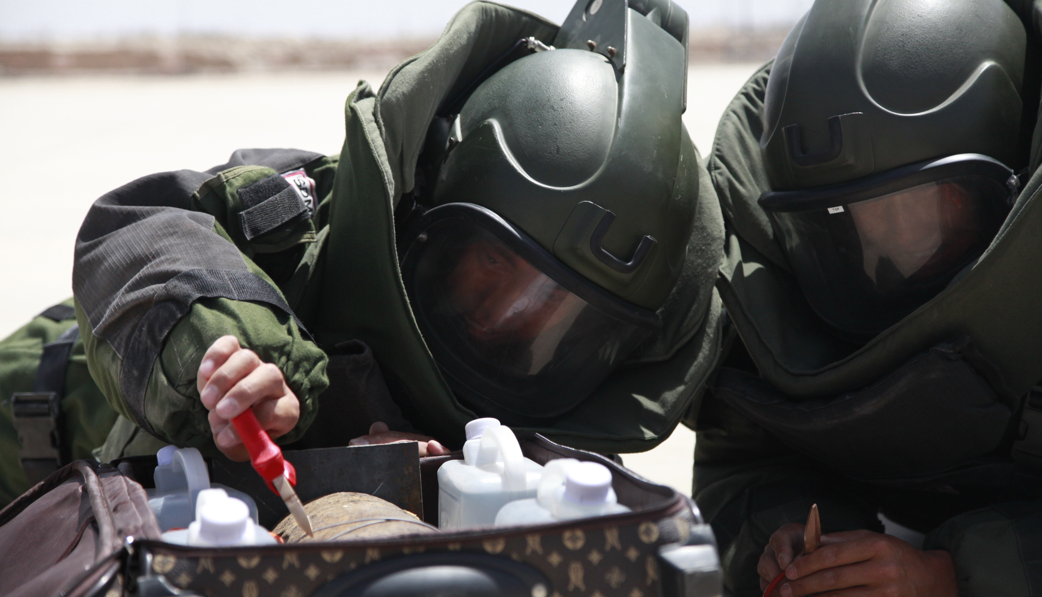 反恐精英 威震天山:走进武警新疆总队某特勤中队——中国军网