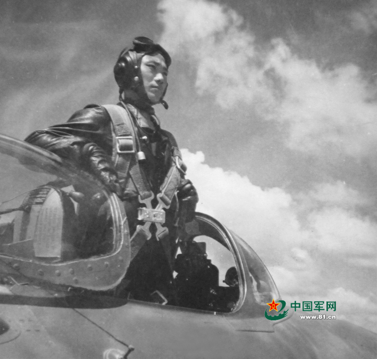 "老战士报告团"成员郑长华