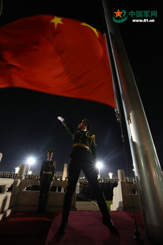 升旗手杨博.(资料图片)