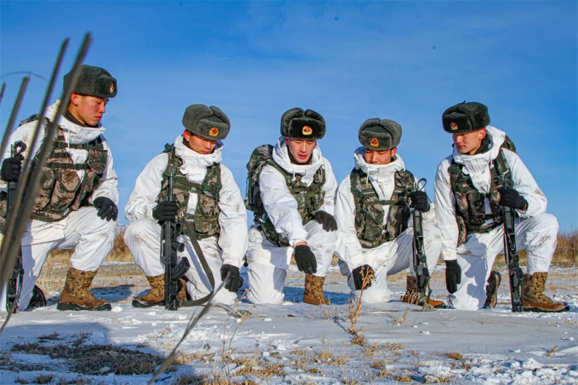 边防官兵用忠诚诠释责任和担当 - 中国军网