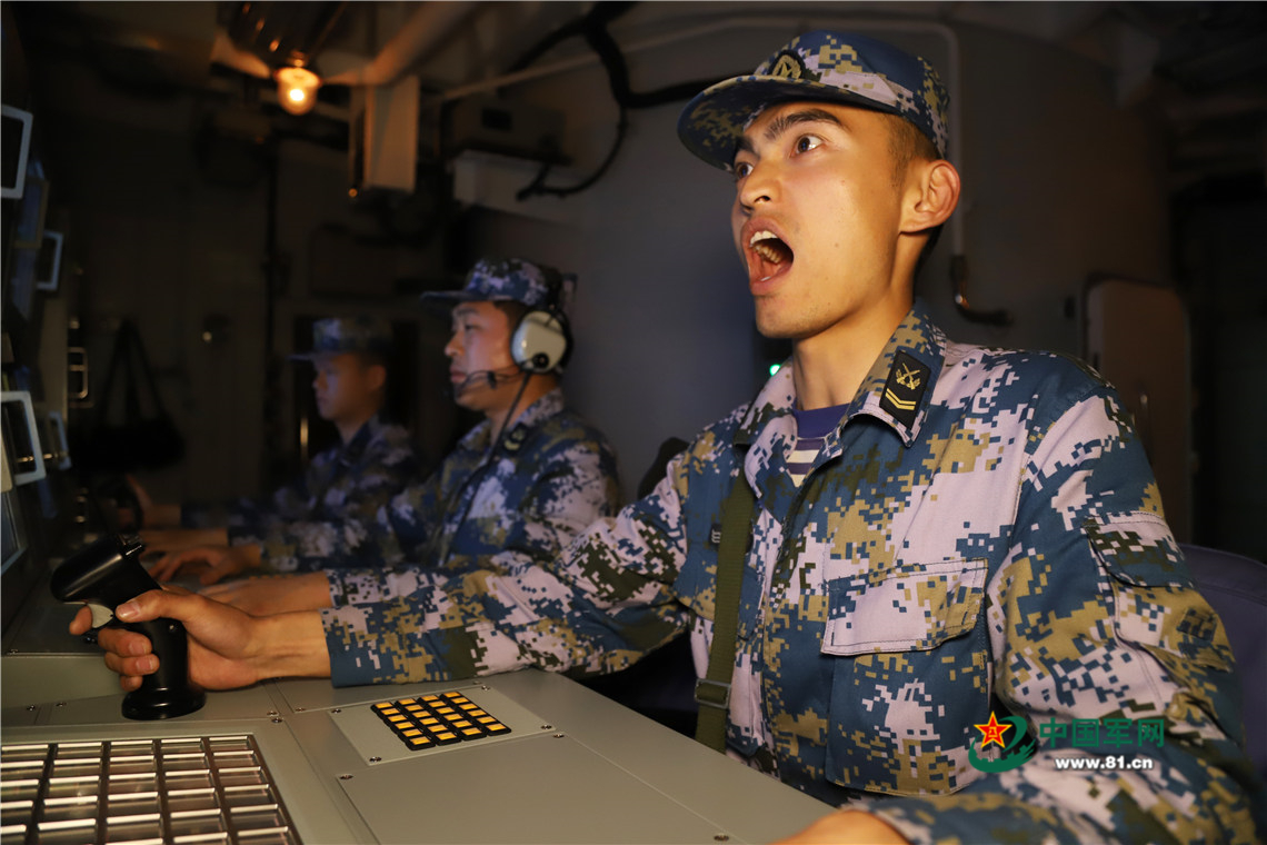 海军某驱逐舰支队组织舰艇开展多科目实战化训练