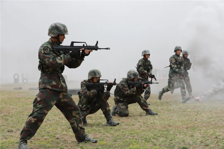 燃!燃!火箭军超燃练兵图!