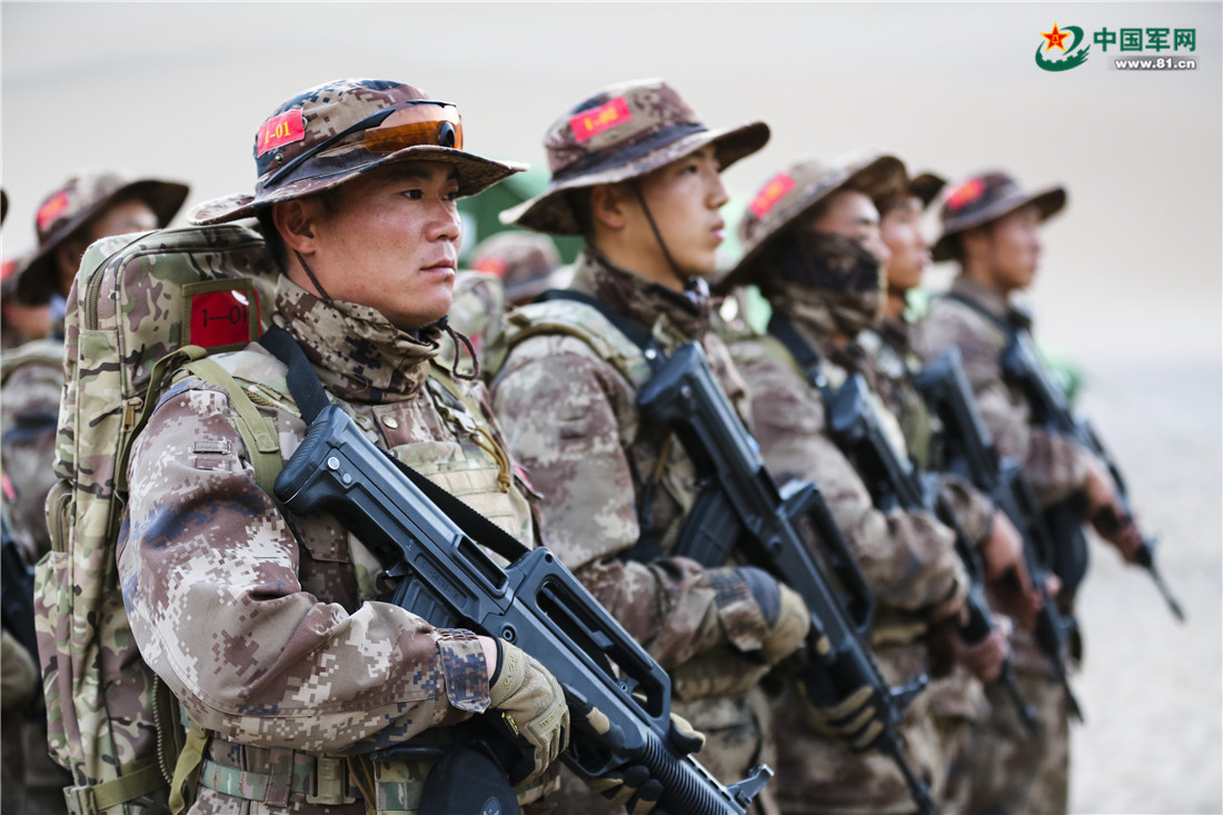 6℃,西北沙漠,7天6夜的"魔鬼周"极限对抗 - 中国军网