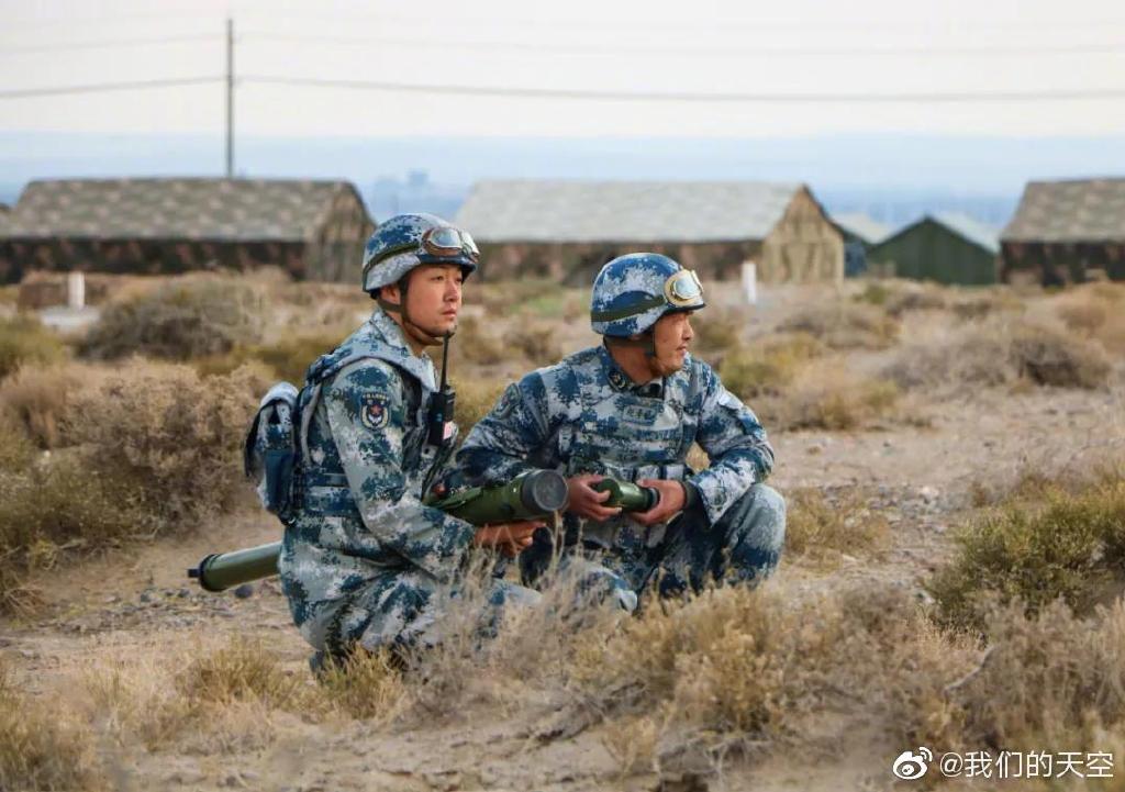 千里转场,进驻就打!直击空降兵某旅演练现场
