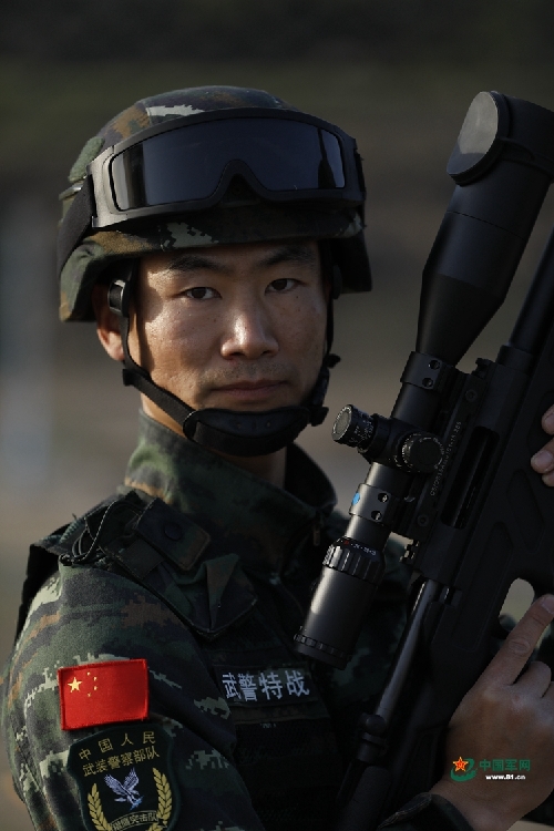 我们在战位报告丨牢记领袖嘱托,锻造特战反恐劲旅——记武警部队"猎鹰
