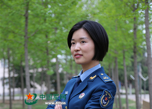 空军有铁血战鹰更有魅力女兵