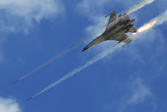 成空先进战机先进防空导弹高原上演攻防战