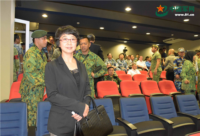 图为中国驻文莱大使杨健参加开幕式.