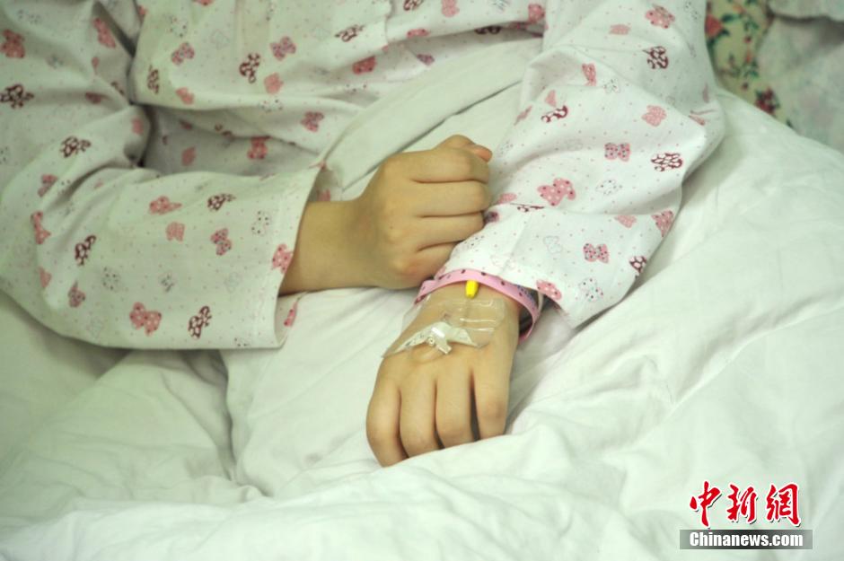 17岁白血病女孩第二天参加护士考试