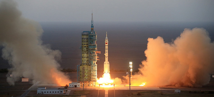神舟十一号载人飞船发射成功