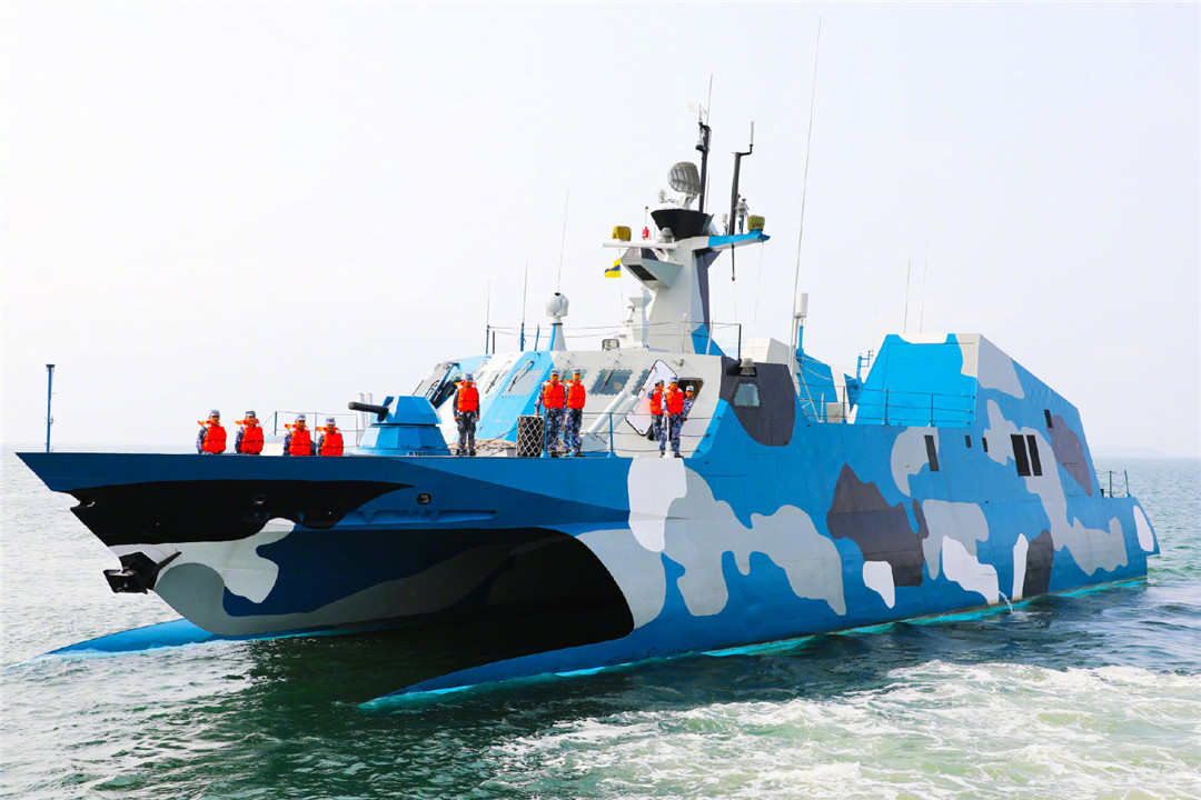 火力十足!导弹快艇编队南海实战训练