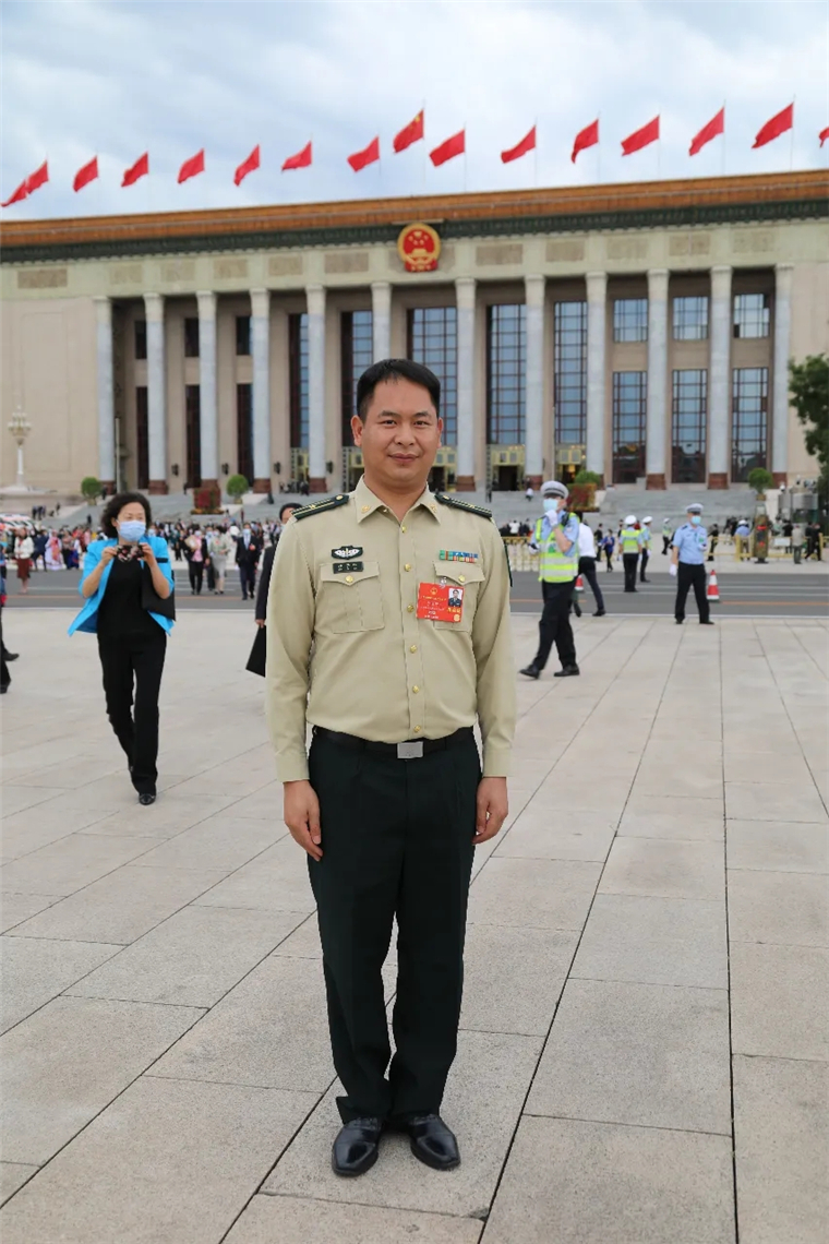 直擊盛會來自火箭軍的代表帶來了哪些硬核議案和建議呢