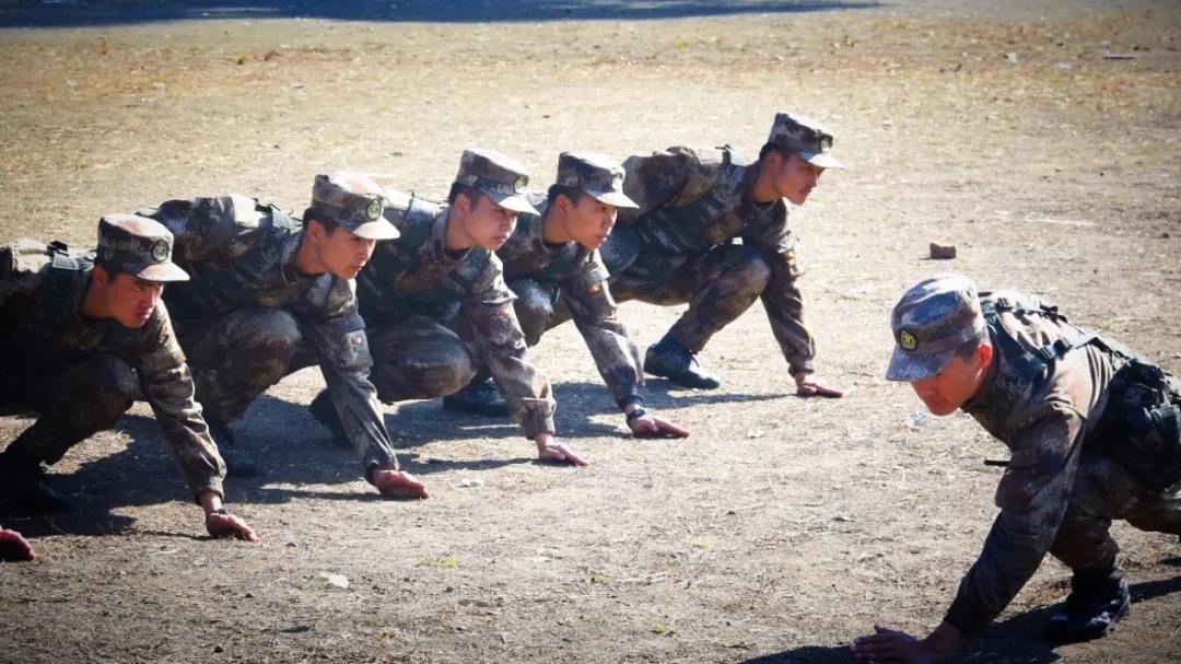 卧倒的那一瞬间