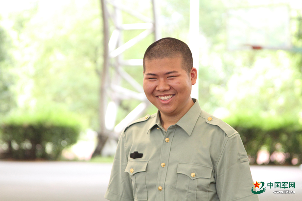 军旅文化 新兵表情包来袭,快收图 来源: 中国军网 作者:杨永昌 朱冉
