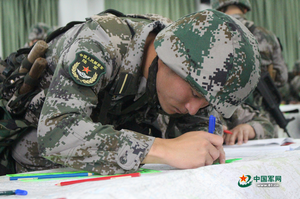 剑指三界之二奔赴战场为准军官的速度与激情点赞