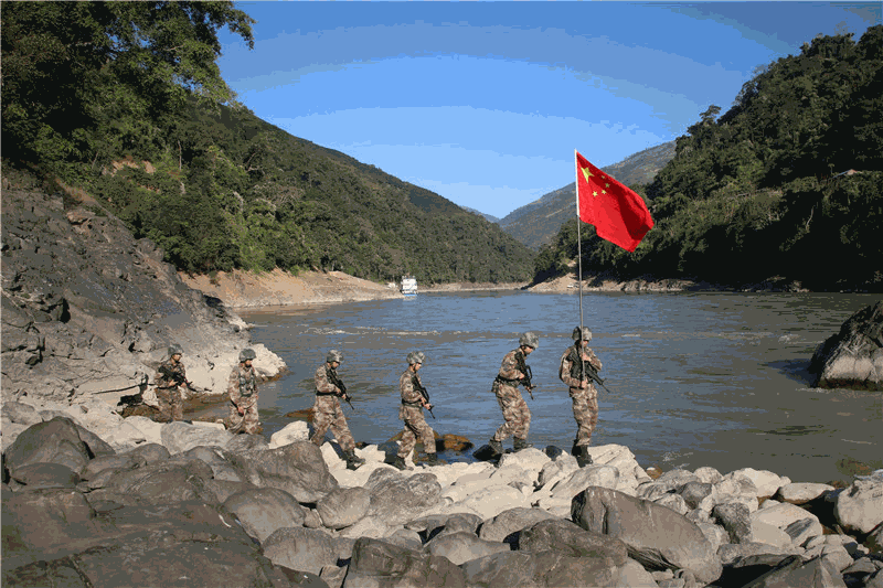 "大寒"节气,边防官兵已踏上巡逻路