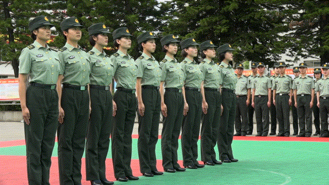 动图来袭军营队列训练是啥样请到队列会操现场一看