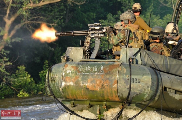 美军内河舟艇部队火力强悍完胜好莱坞大片