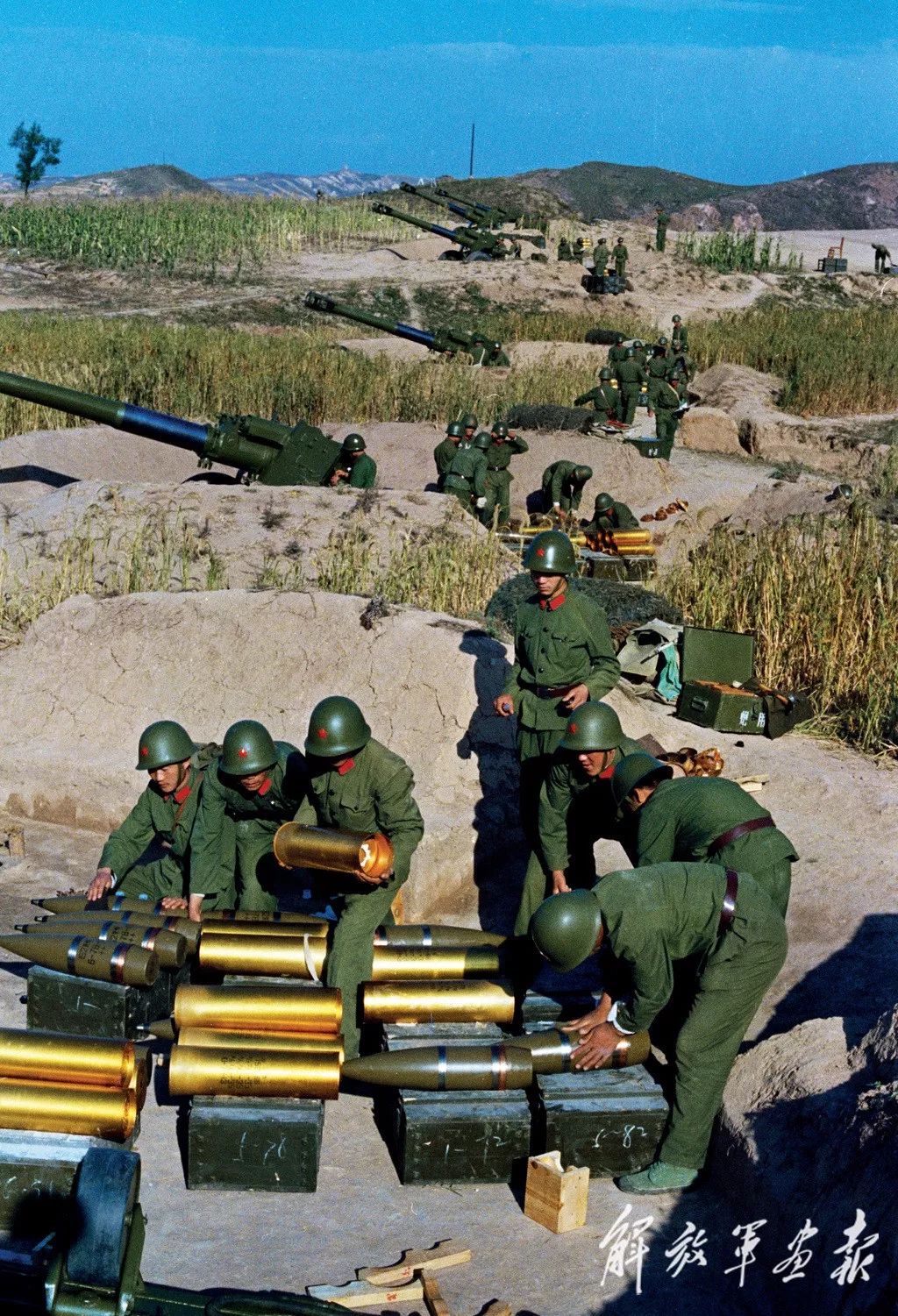 我和军队的不解之缘|重温40年来我军重大演习演训经典画面