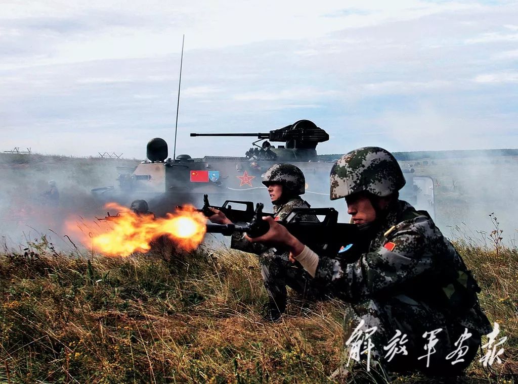 我和军队的不解之缘|重温40年来我军重大演习演训经典画面