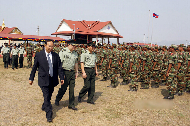 柬埔寨唯一军校毕业典礼