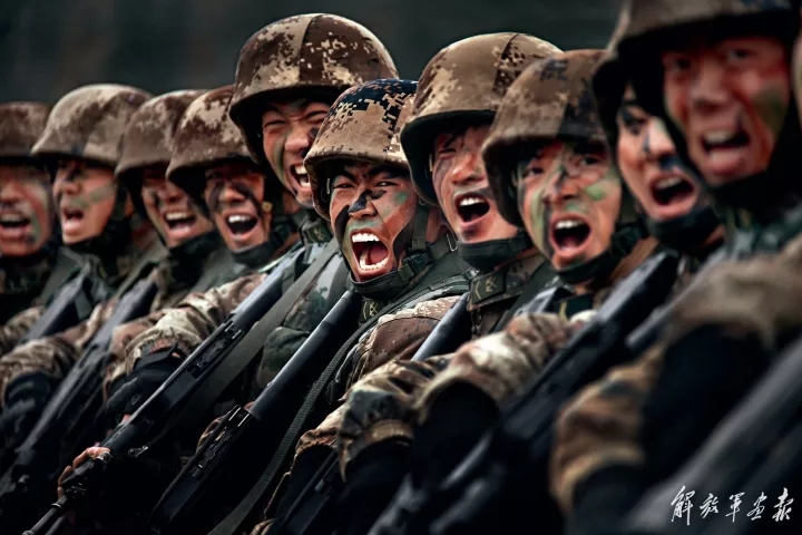 《解放军画报》在手,我军经典照片全有,2018约吗?